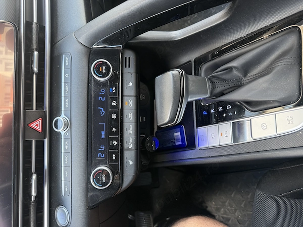 HYUNDAI Elantra 2024 — imagine 6
