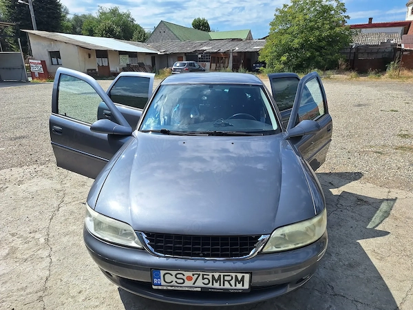 Opel Vectra B ,an 2002,motor 1.8 benzina