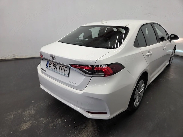 TOYOTA Corolla 2024 — imagine 3