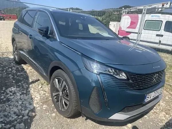 PEUGEOT 5008