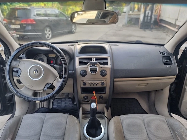 RENAULT Megane