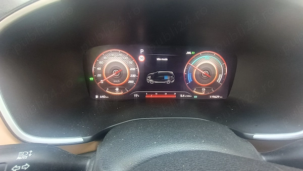 HYUNDAI Santa Fe 2024 — imagine 8