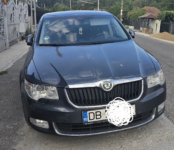 SKODA Superb 2010 — imagine 5