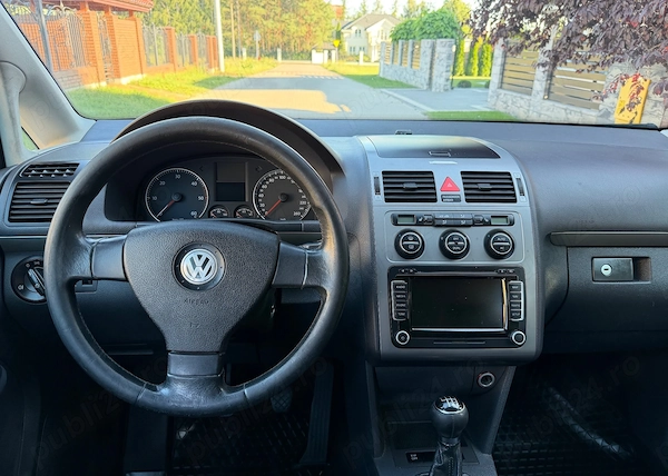 VOLKSWAGEN Touran 2008 — imagine 7
