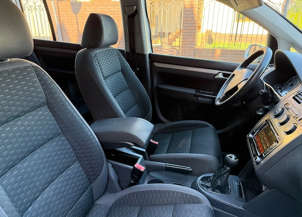 VOLKSWAGEN Touran 2008 — imagine 11