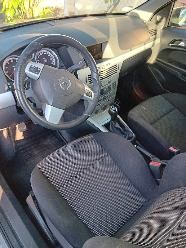 OPEL Astra 2009 — imagine 4