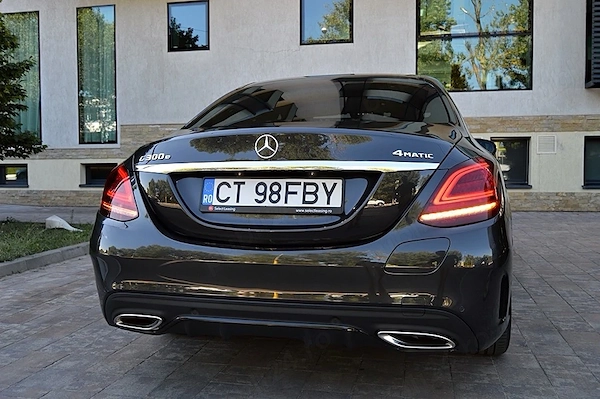 MERCEDES-BENZ 300 2021 — imagine 5