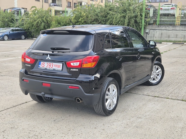MITSUBISHI ASX 2011 — imagine 3