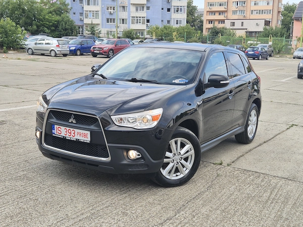 MITSUBISHI ASX