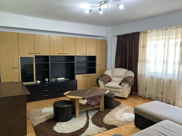 Inchiriere apartament 2 camere zona campus FSEGA — fotografia 1