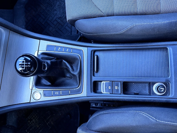 VOLKSWAGEN Golf 2014 — imagine 10
