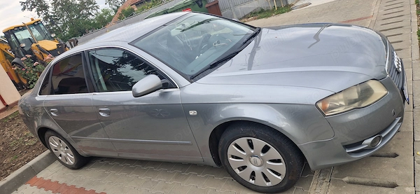 AUDI A4 2005 — imagine 2