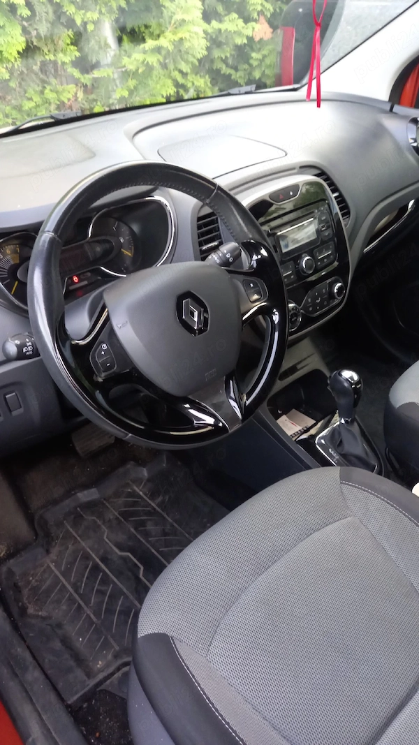 Renault Captur de vânzare, model 2014, cutie de viteze automată. Fără accidente.