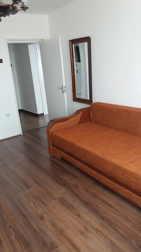 Inchiriez apartament 2 camere, decomandat, pe Calea Romanilor-Arad — fotografia 3