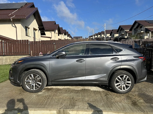 LEXUS NX 2018 — imagine 2