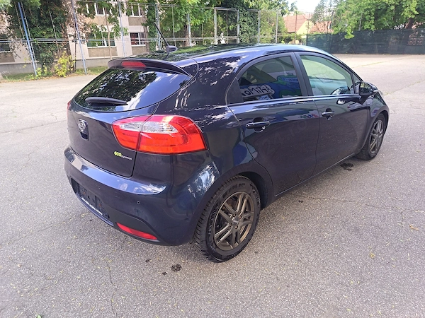KIA Rio 2013 — imagine 2