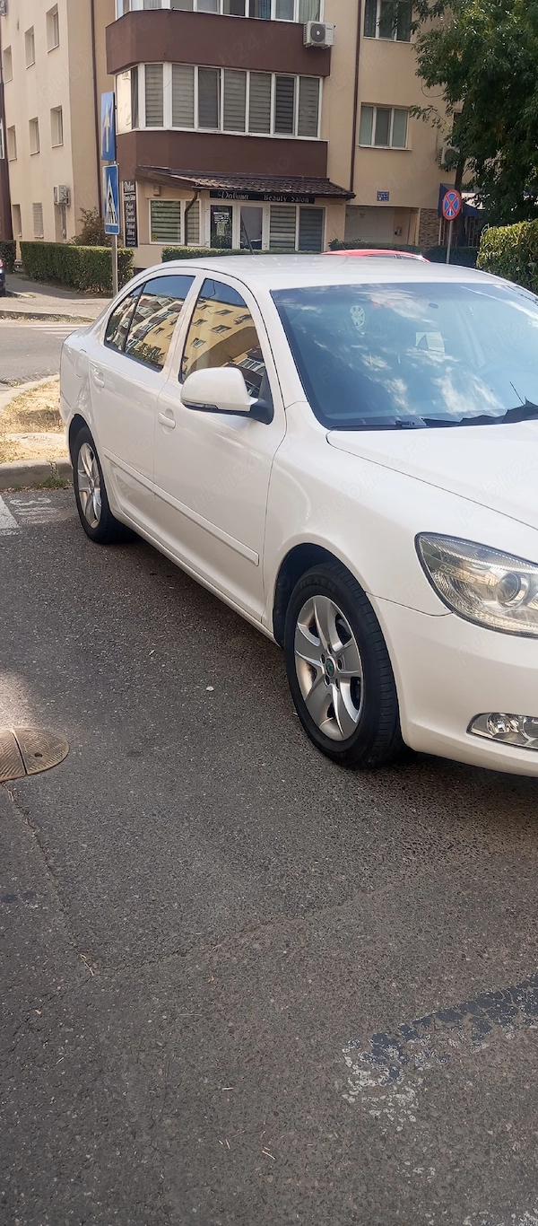 SKODA Octavia 2013 — imagine 2