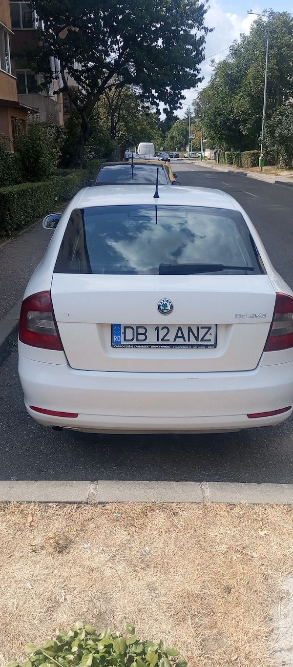 SKODA Octavia 2013 — imagine 3