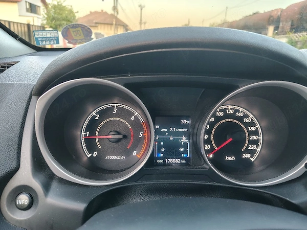 MITSUBISHI ASX 2012 — imagine 4