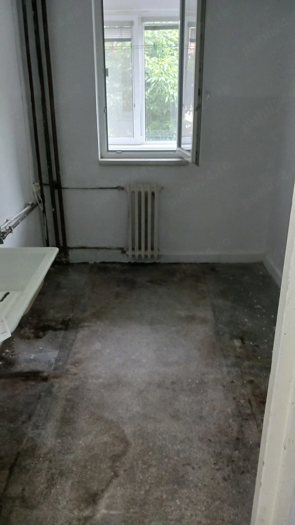 De vânzare apartament cu doua camere decomandate în Calea Sagului — fotografia 1