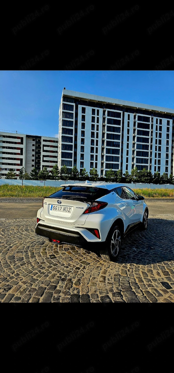 TOYOTA C-HR 2023 — imagine 5