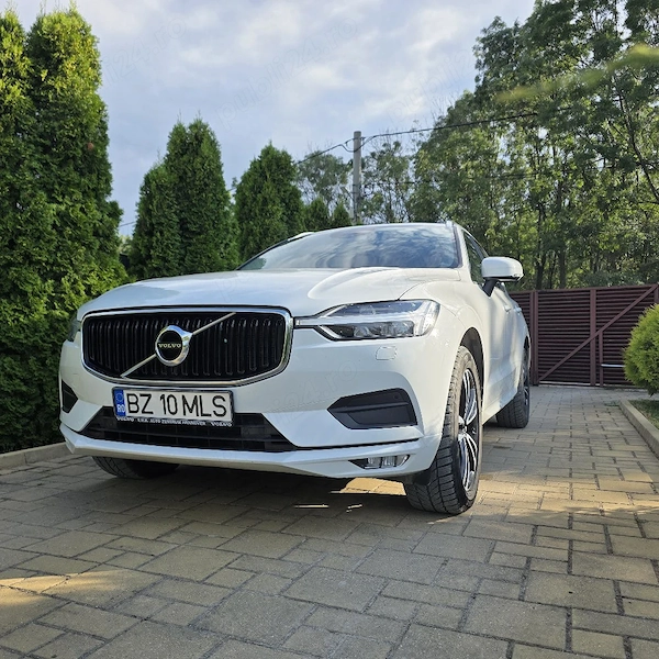 VOLVO XC60 2020 — imagine 8