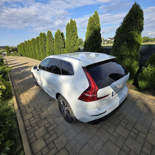 VOLVO XC60 2020 — imagine 9