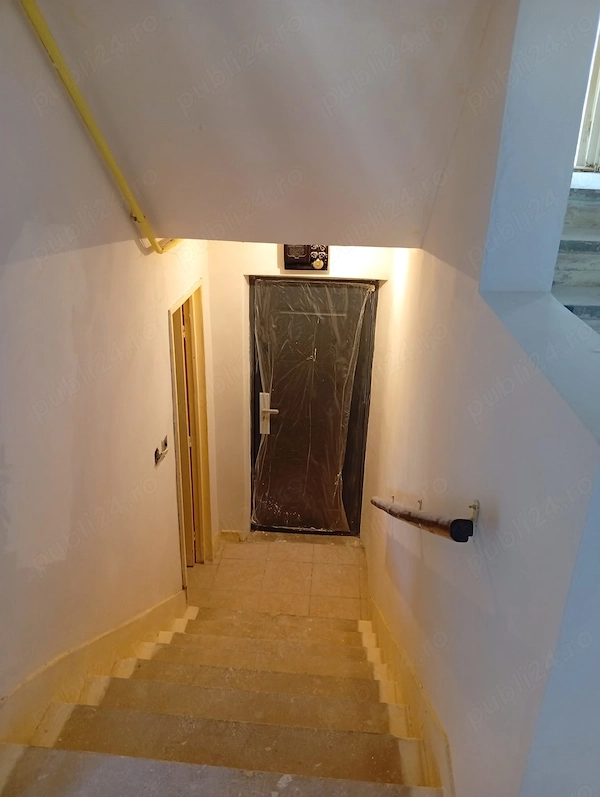 Apartament DUPLEX 4 camere 98 m Str.Orhei (Zona Centrală) PIATRA-NEAMȚ — fotografia 3
