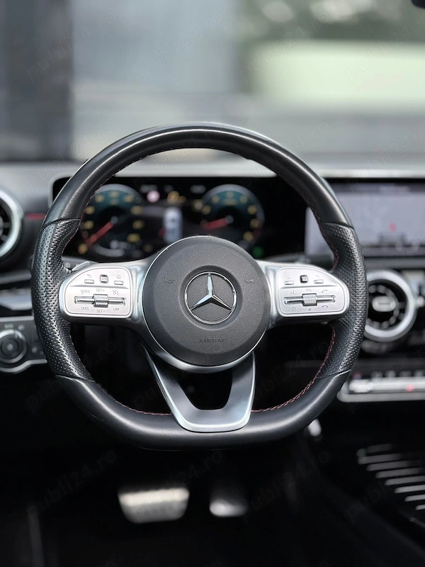 MERCEDES-BENZ A-Class 2019 — imagine 3