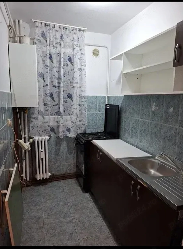 Podu Ros, apartament 2 cam. SD, etaj 2, cu CT — fotografia 3