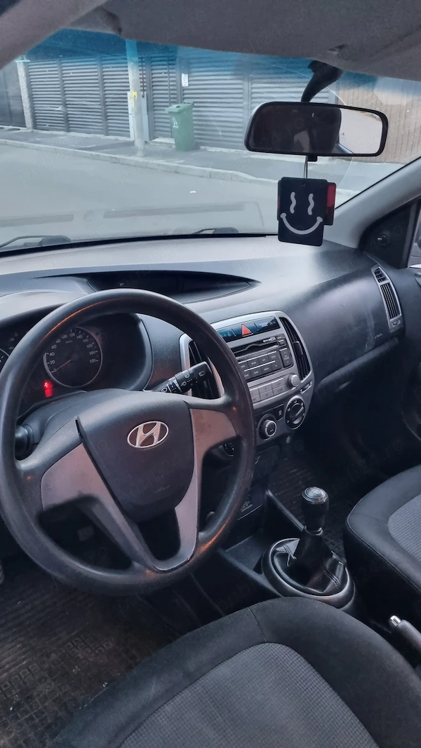 HYUNDAI i20 2013 — imagine 4