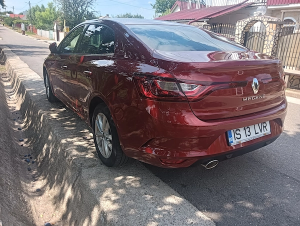 RENAULT Megane 2019 — imagine 4