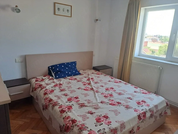 Inchiriez apartament 3 camere Arad — fotografia 3