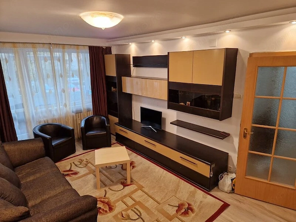 apartament 2 camere-trapezului-metrou 3 minute 1 decembrie — fotografia 1