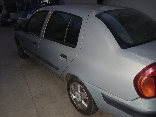 RENAULT Clio 2004 — imagine 5