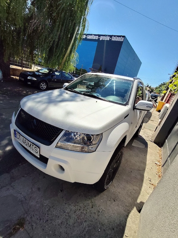 SUZUKI Grand Vitara 2013 — imagine 3
