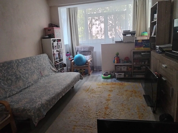 Apartament 2 camere decomandat cu centrala termica — fotografia 1