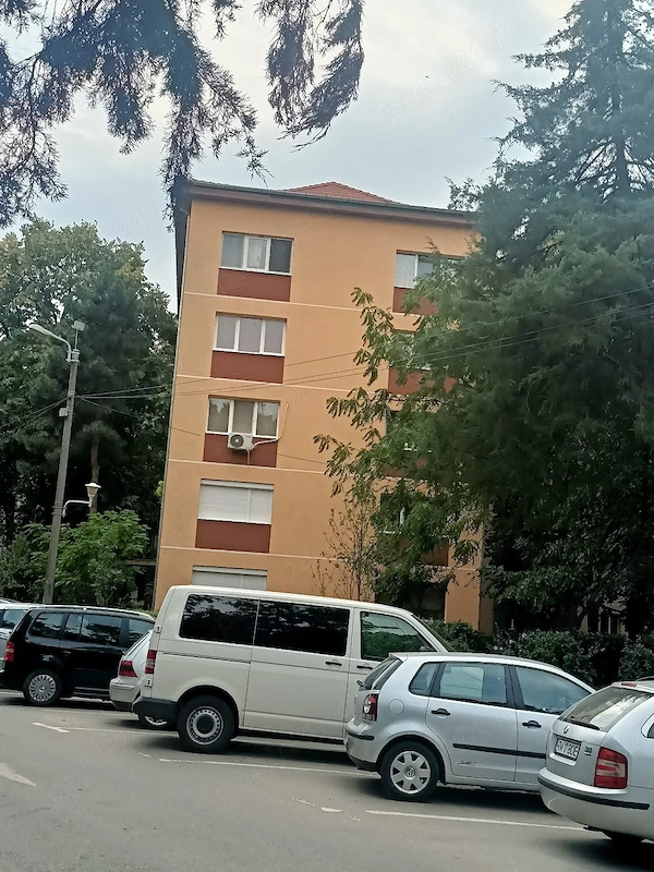 Cu Centrala Proprie,Sagului-Piata Doina,Parter înalt cu Balcon,300 E,De Vazut !!! — fotografia 1
