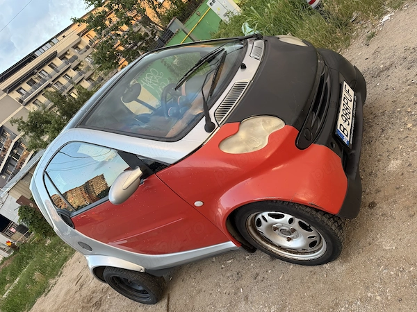 Vând smart 2005.masina merge perfect