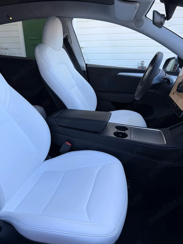 2023 Tesla Model Y performance