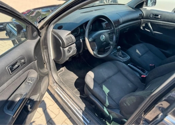 VOLKSWAGEN Passat 2003 — imagine 2