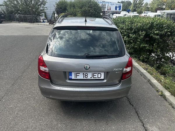 SKODA Fabia 2013 — imagine 3