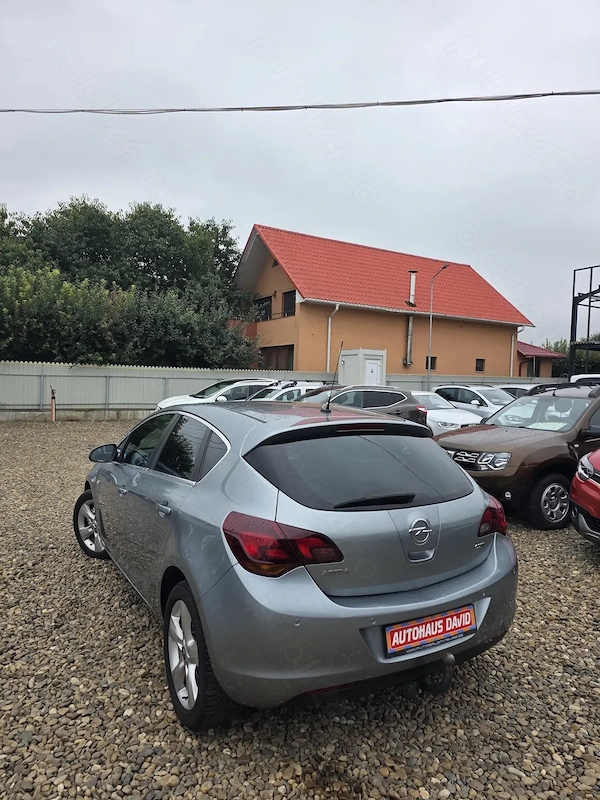 OPEL Astra 2012 — imagine 4