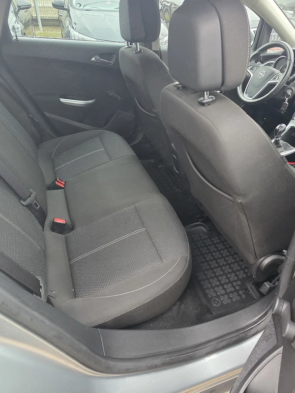 OPEL Astra 2012 — imagine 9