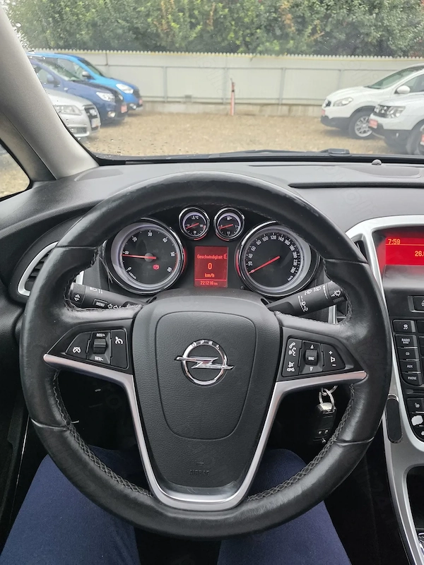 OPEL Astra 2012 — imagine 13