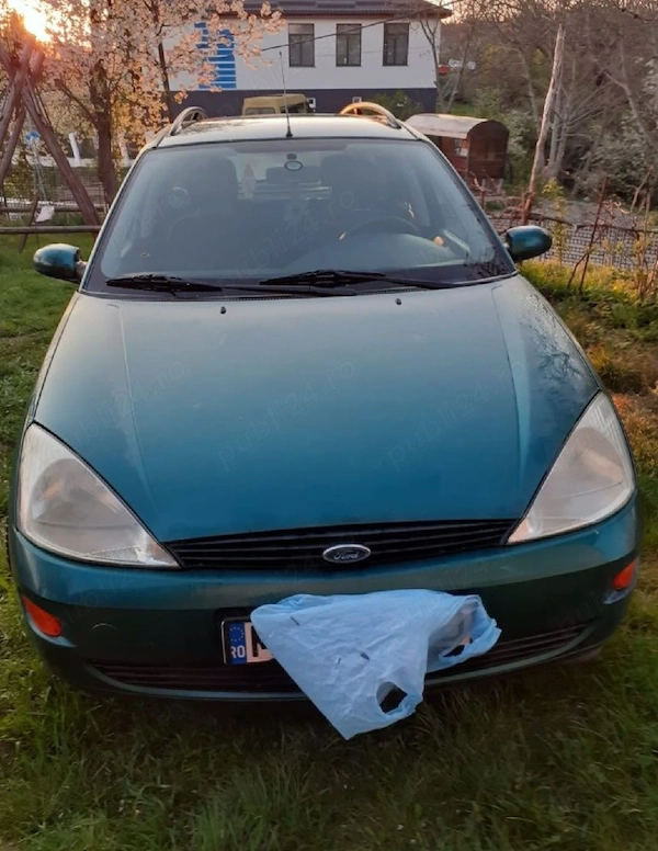 FORD Focus 2001 — imagine 6