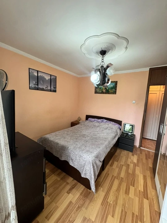 Apartament spatios gata de mutare — fotografia 1