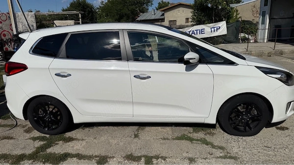KIA Carens 2013 — imagine 2