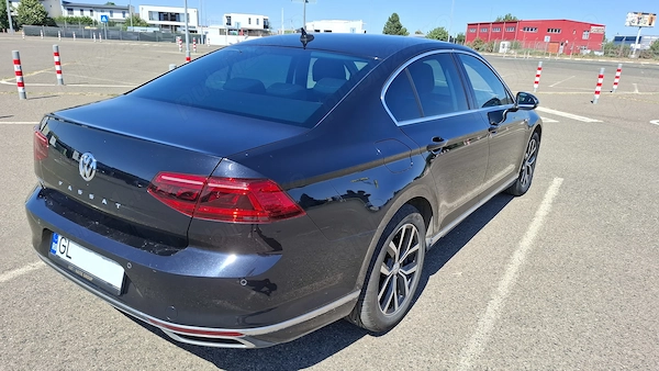 VOLKSWAGEN Passat 2020 — imagine 2