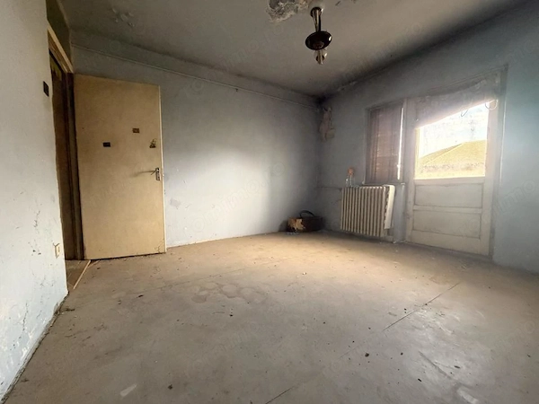 Apartament 3 camere, decomandat, 69 mp utili, etaj 4 -Soarelui — fotografia 1